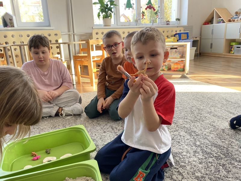 Prehistoryczna przygoda w grupie 6-latków A